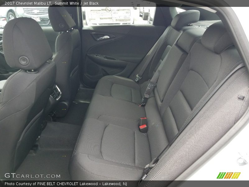 Summit White / Jet Black 2017 Chevrolet Malibu LT