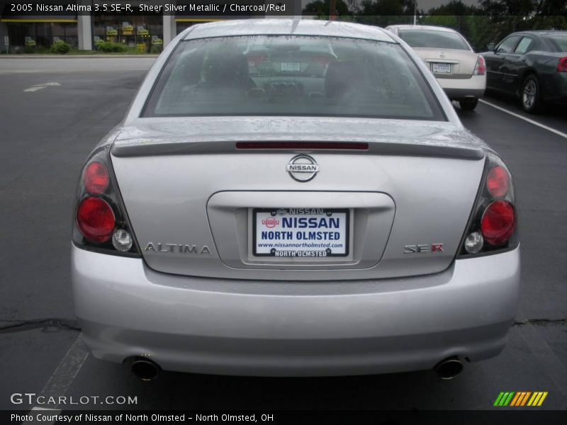 Sheer Silver Metallic / Charcoal/Red 2005 Nissan Altima 3.5 SE-R