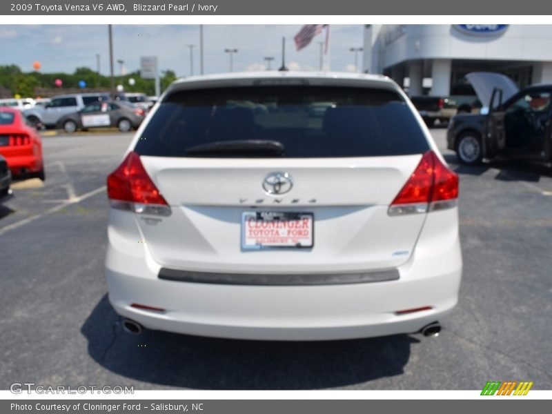 Blizzard Pearl / Ivory 2009 Toyota Venza V6 AWD