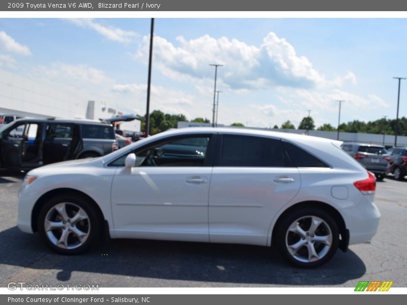 Blizzard Pearl / Ivory 2009 Toyota Venza V6 AWD