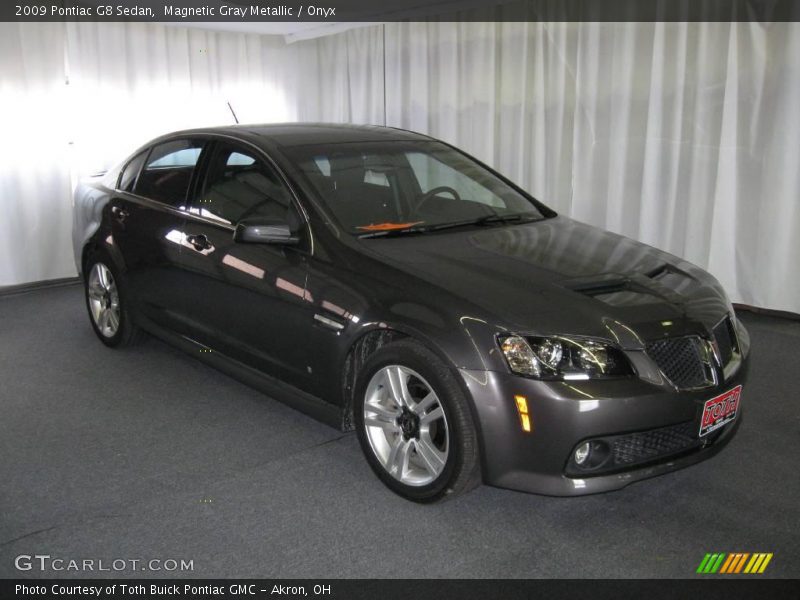 Magnetic Gray Metallic / Onyx 2009 Pontiac G8 Sedan