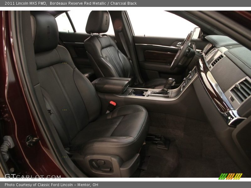 Bordeaux Reserve Red Metallic / Charcoal Black 2011 Lincoln MKS FWD