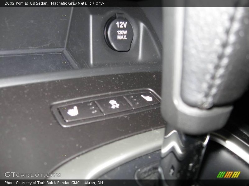 Magnetic Gray Metallic / Onyx 2009 Pontiac G8 Sedan