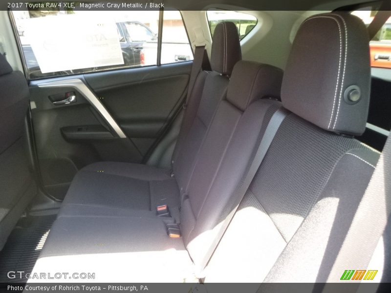 Magnetic Gray Metallic / Black 2017 Toyota RAV4 XLE