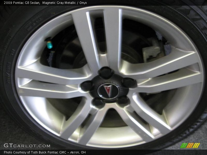 Magnetic Gray Metallic / Onyx 2009 Pontiac G8 Sedan