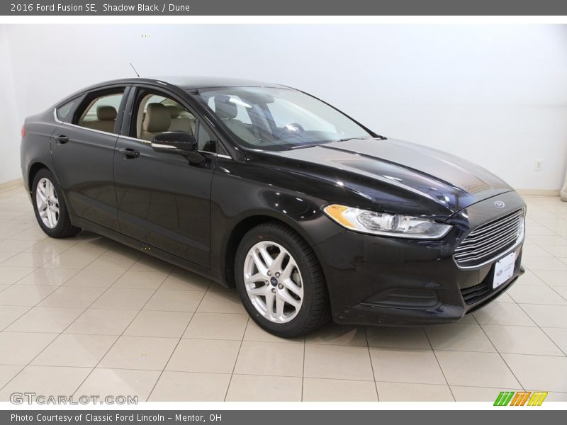 Shadow Black / Dune 2016 Ford Fusion SE