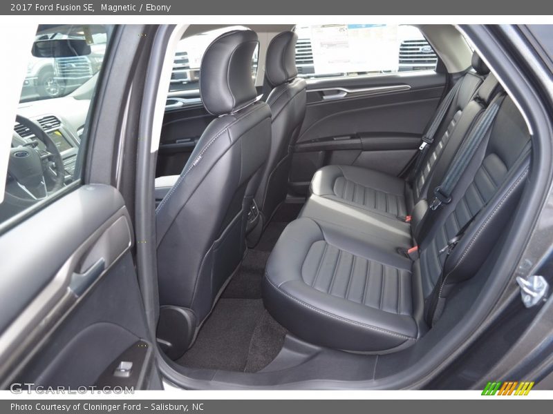 Magnetic / Ebony 2017 Ford Fusion SE