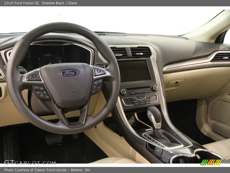 Shadow Black / Dune 2016 Ford Fusion SE