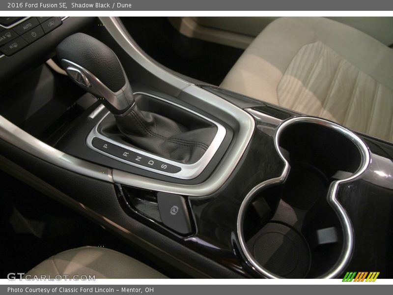Shadow Black / Dune 2016 Ford Fusion SE