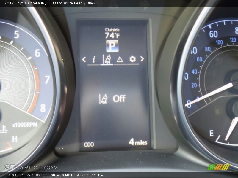 Blizzard White Pearl / Black 2017 Toyota Corolla iM