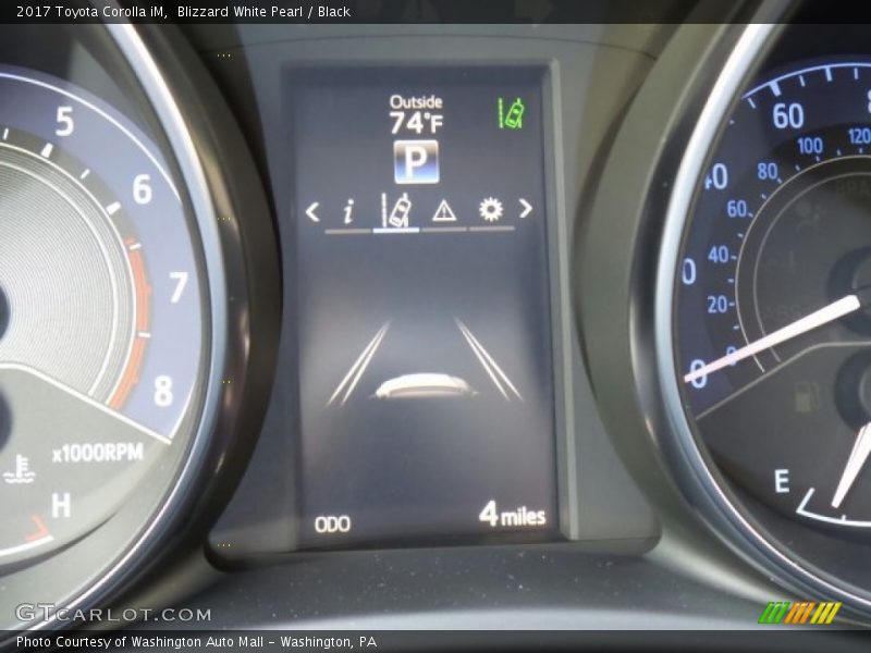 Blizzard White Pearl / Black 2017 Toyota Corolla iM