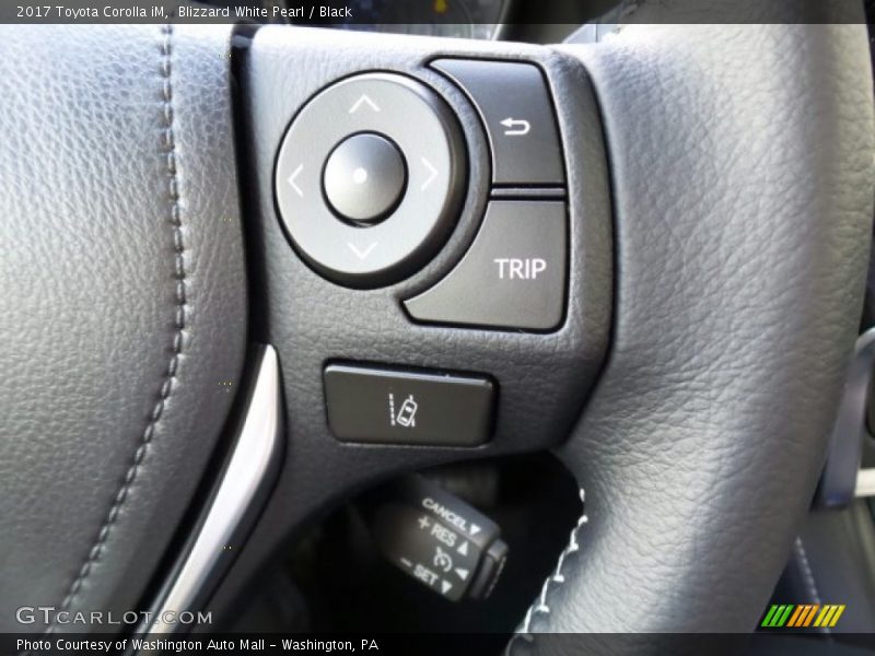 Blizzard White Pearl / Black 2017 Toyota Corolla iM