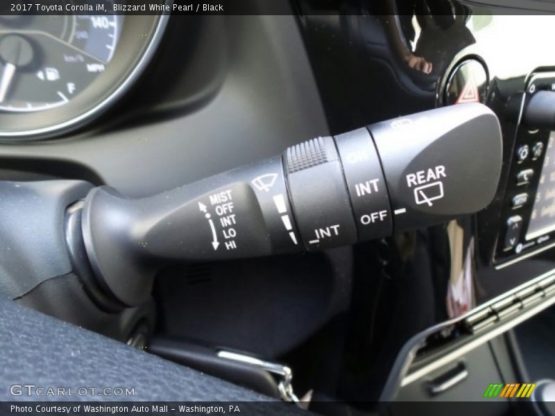 Blizzard White Pearl / Black 2017 Toyota Corolla iM
