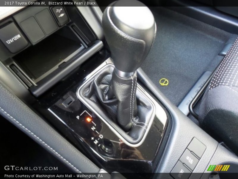Blizzard White Pearl / Black 2017 Toyota Corolla iM