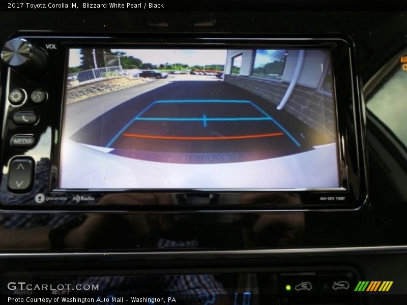 Blizzard White Pearl / Black 2017 Toyota Corolla iM