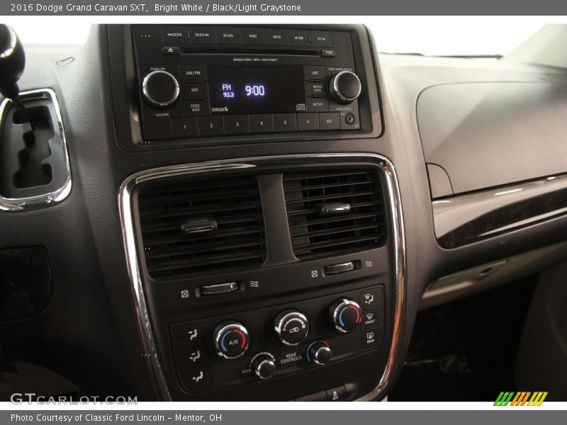 Bright White / Black/Light Graystone 2016 Dodge Grand Caravan SXT