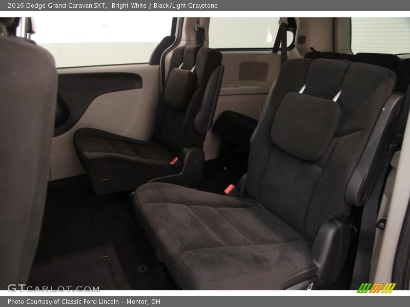 Bright White / Black/Light Graystone 2016 Dodge Grand Caravan SXT