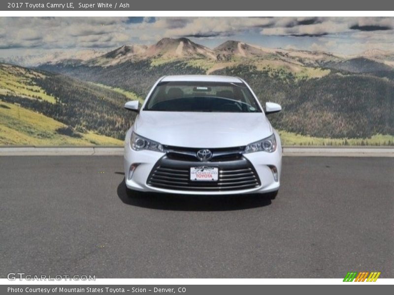 Super White / Ash 2017 Toyota Camry LE