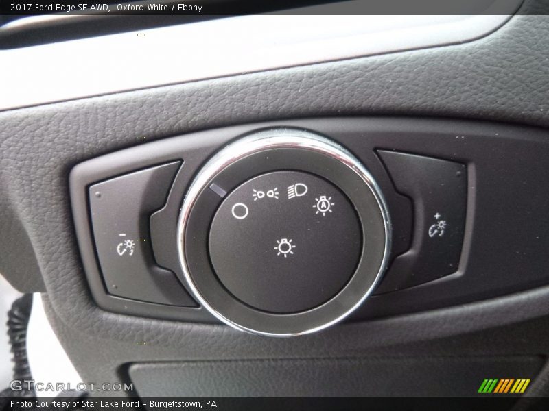 Controls of 2017 Edge SE AWD