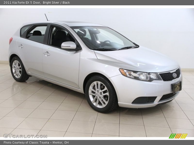 Bright Silver / Black 2011 Kia Forte EX 5 Door