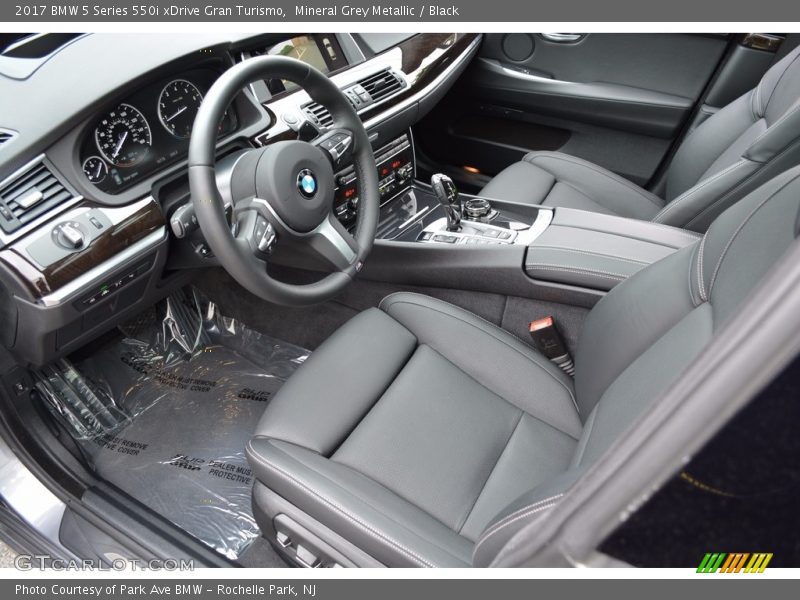  2017 5 Series 550i xDrive Gran Turismo Black Interior