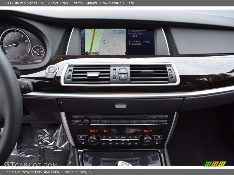 Controls of 2017 5 Series 550i xDrive Gran Turismo