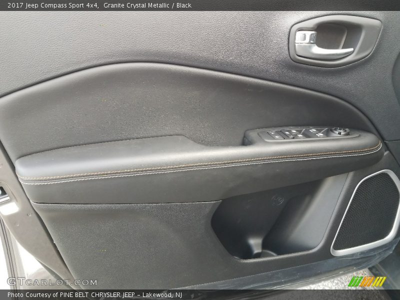 Granite Crystal Metallic / Black 2017 Jeep Compass Sport 4x4