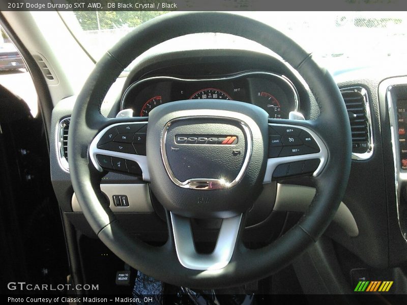 DB Black Crystal / Black 2017 Dodge Durango SXT AWD