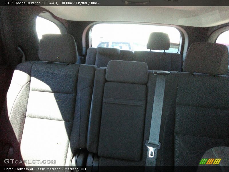 DB Black Crystal / Black 2017 Dodge Durango SXT AWD