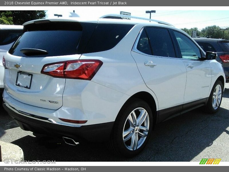 Iridescent Pearl Tricoat / Jet Black 2018 Chevrolet Equinox Premier AWD