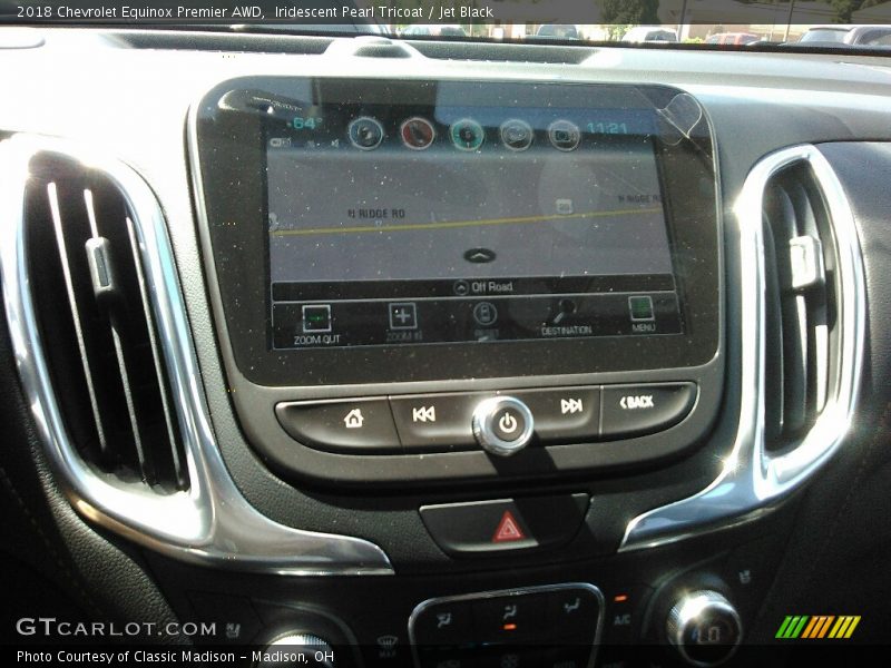 Iridescent Pearl Tricoat / Jet Black 2018 Chevrolet Equinox Premier AWD