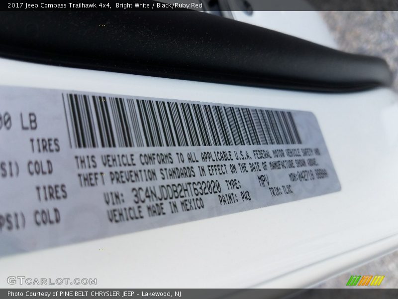 Bright White / Black/Ruby Red 2017 Jeep Compass Trailhawk 4x4