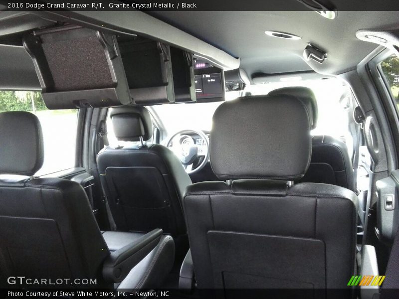 Granite Crystal Metallic / Black 2016 Dodge Grand Caravan R/T