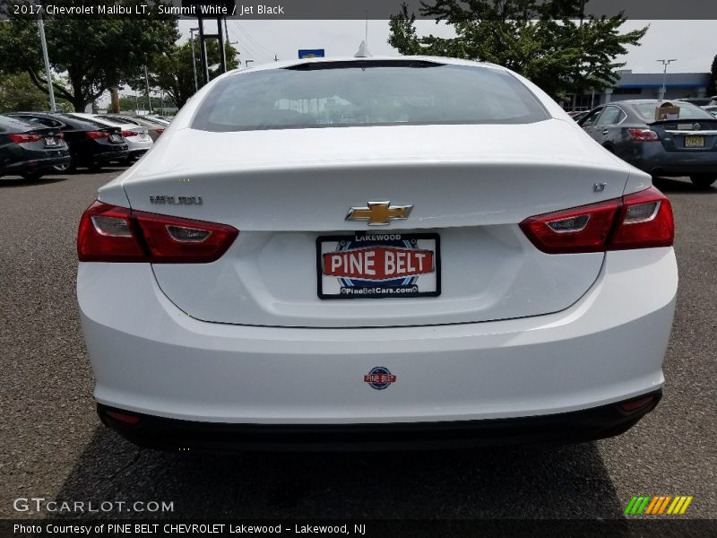 Summit White / Jet Black 2017 Chevrolet Malibu LT