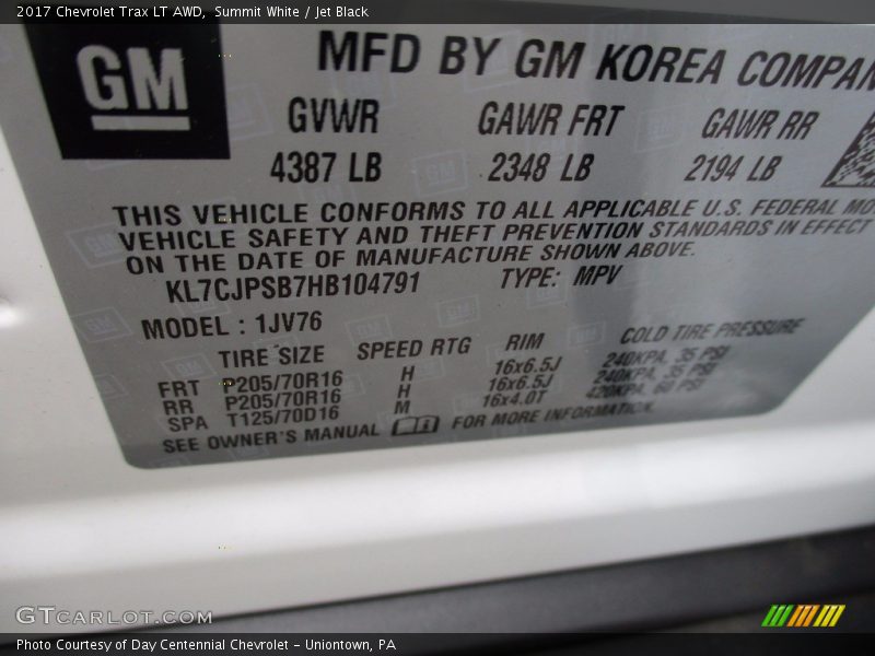 Summit White / Jet Black 2017 Chevrolet Trax LT AWD