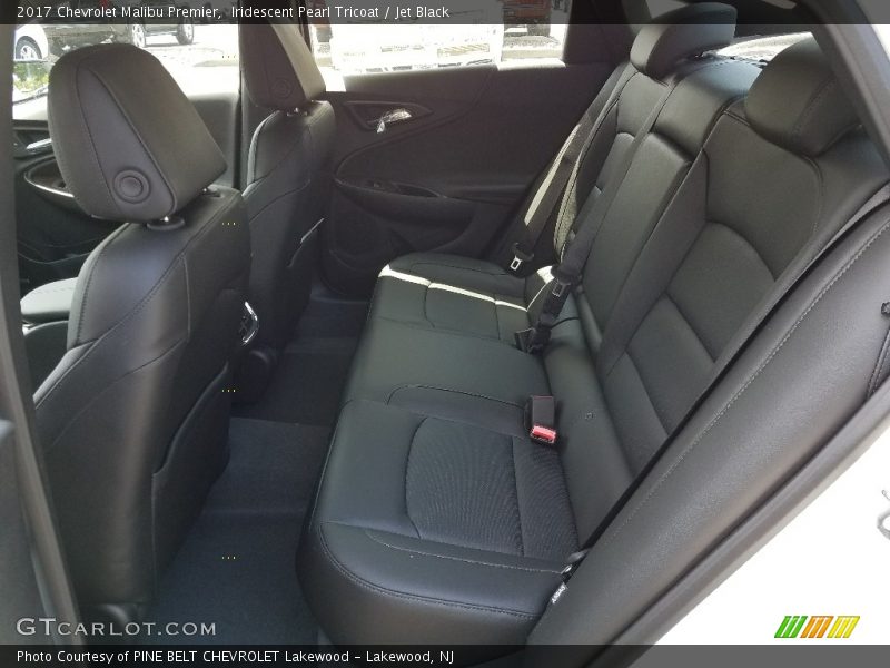 Iridescent Pearl Tricoat / Jet Black 2017 Chevrolet Malibu Premier