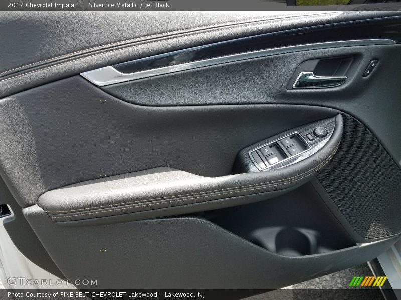 Silver Ice Metallic / Jet Black 2017 Chevrolet Impala LT