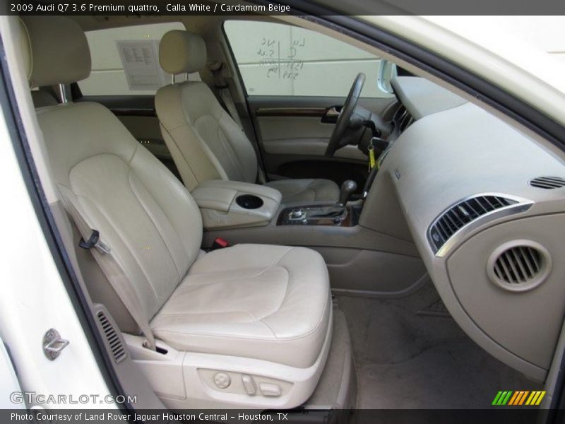 Front Seat of 2009 Q7 3.6 Premium quattro