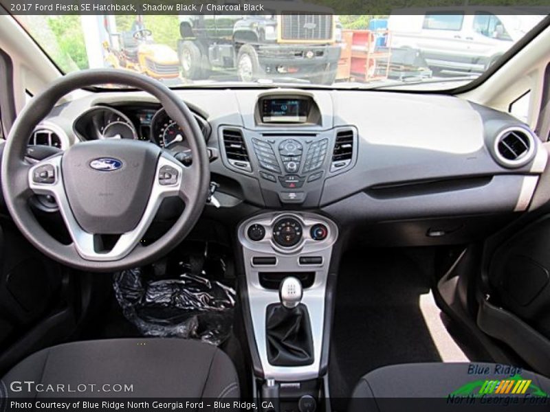 Shadow Black / Charcoal Black 2017 Ford Fiesta SE Hatchback