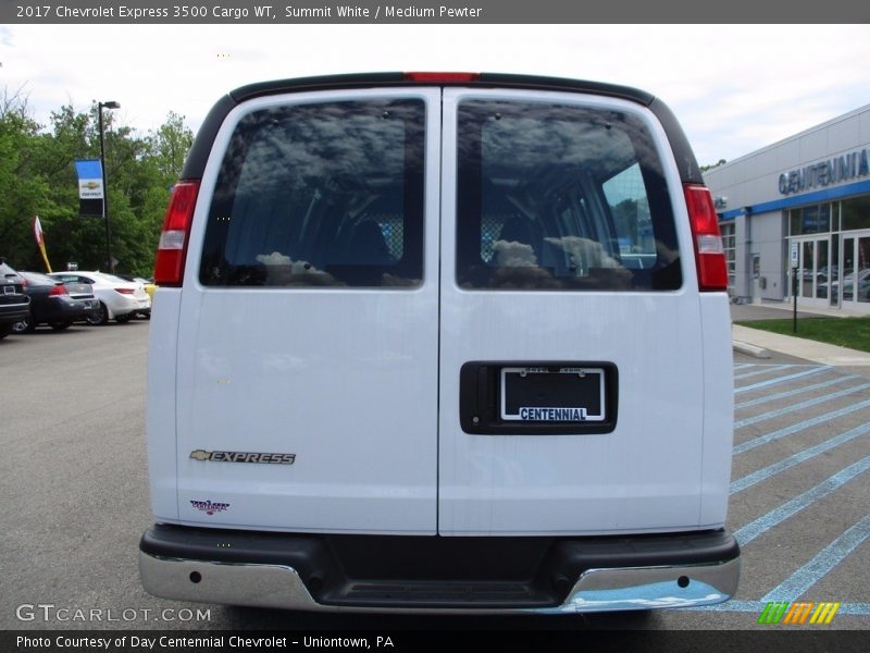 Summit White / Medium Pewter 2017 Chevrolet Express 3500 Cargo WT
