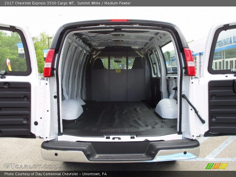 Summit White / Medium Pewter 2017 Chevrolet Express 3500 Cargo WT