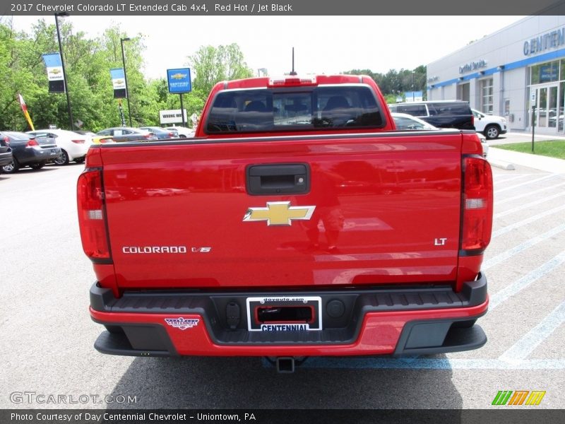 Red Hot / Jet Black 2017 Chevrolet Colorado LT Extended Cab 4x4