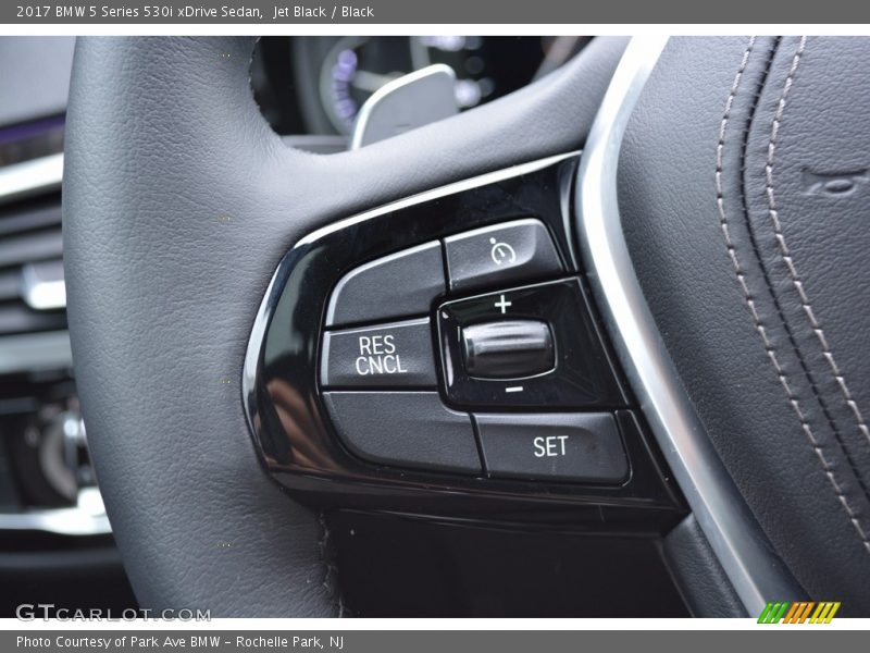 Controls of 2017 5 Series 530i xDrive Sedan