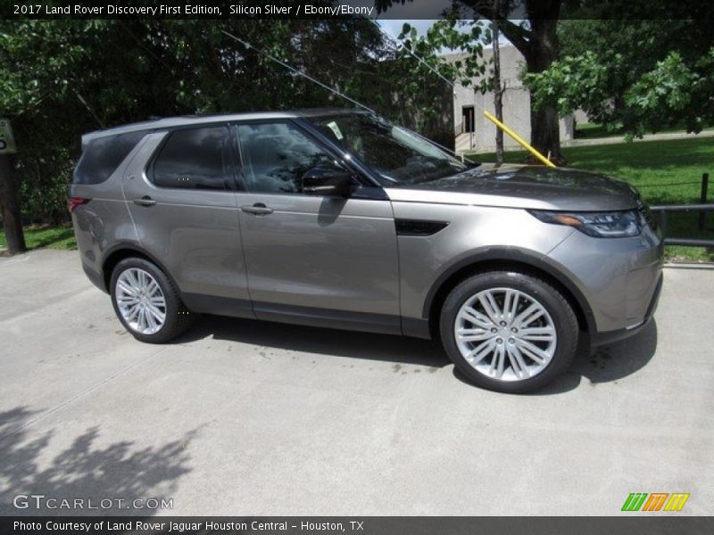 Silicon Silver / Ebony/Ebony 2017 Land Rover Discovery First Edition