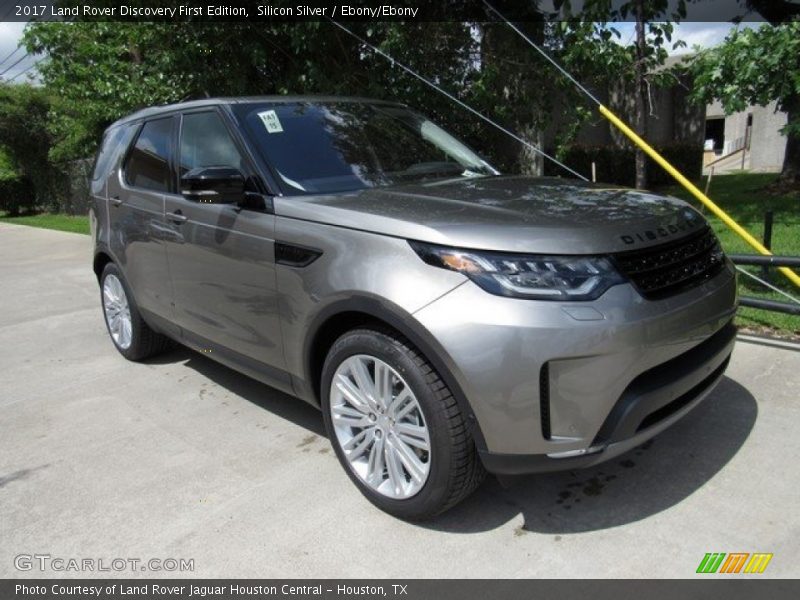 Silicon Silver / Ebony/Ebony 2017 Land Rover Discovery First Edition