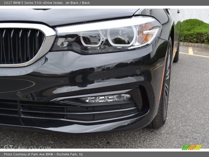 Jet Black / Black 2017 BMW 5 Series 530i xDrive Sedan