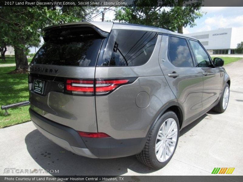 Silicon Silver / Ebony/Ebony 2017 Land Rover Discovery First Edition