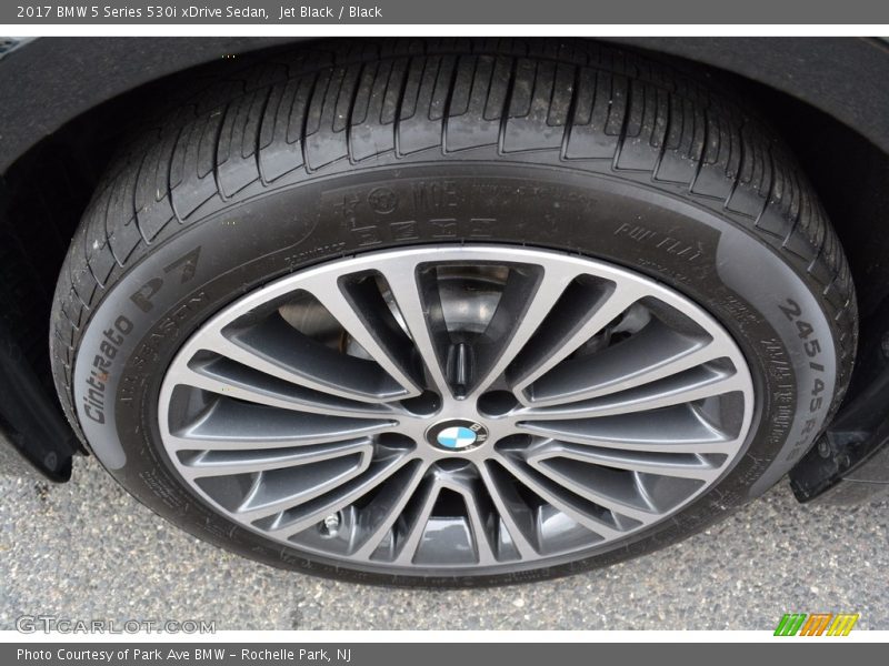 Jet Black / Black 2017 BMW 5 Series 530i xDrive Sedan