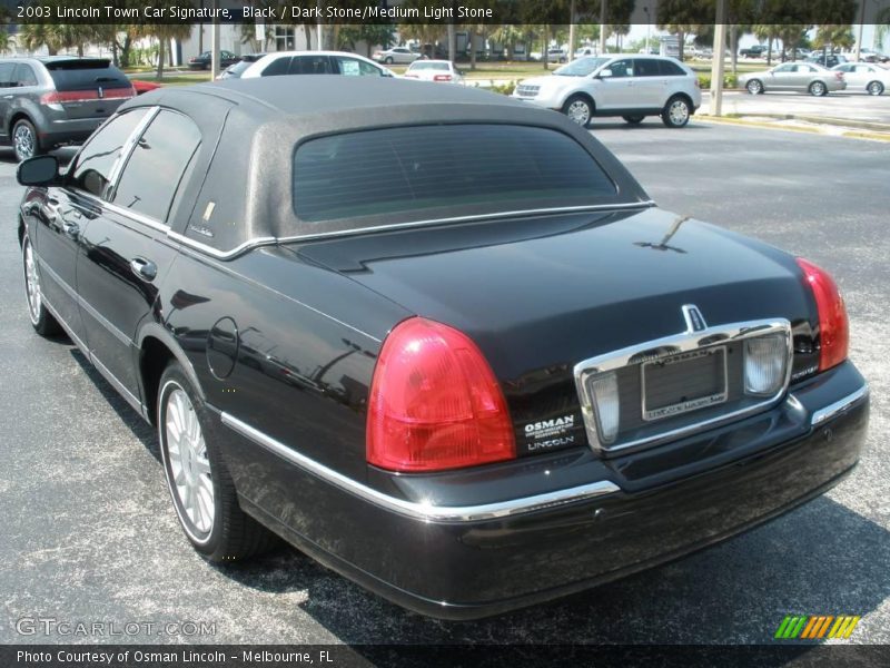Black / Dark Stone/Medium Light Stone 2003 Lincoln Town Car Signature