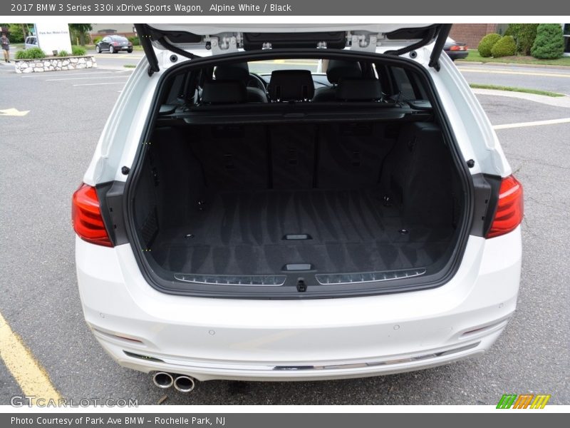  2017 3 Series 330i xDrive Sports Wagon Trunk